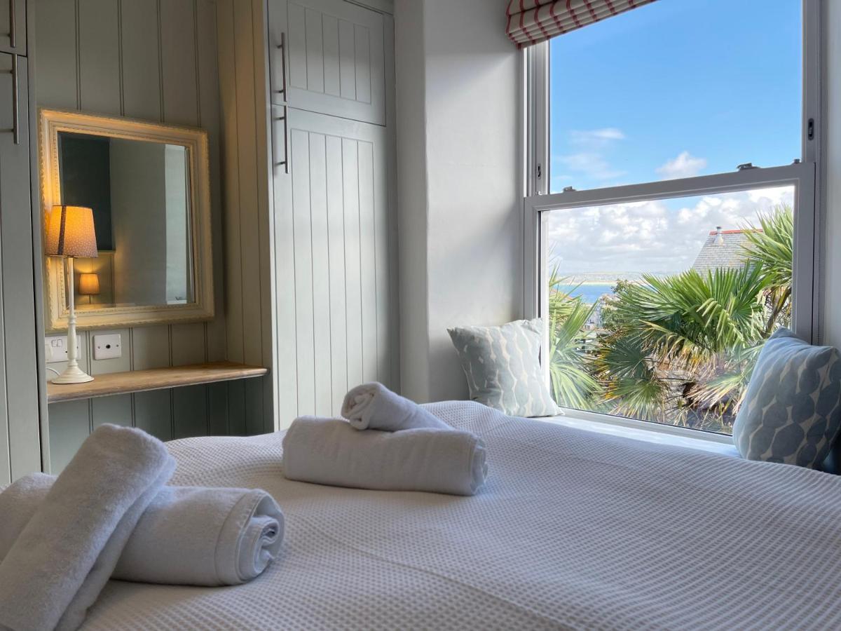 הוילה St Ives Porth House, With South Facing Courtyard Garden! מראה חיצוני תמונה