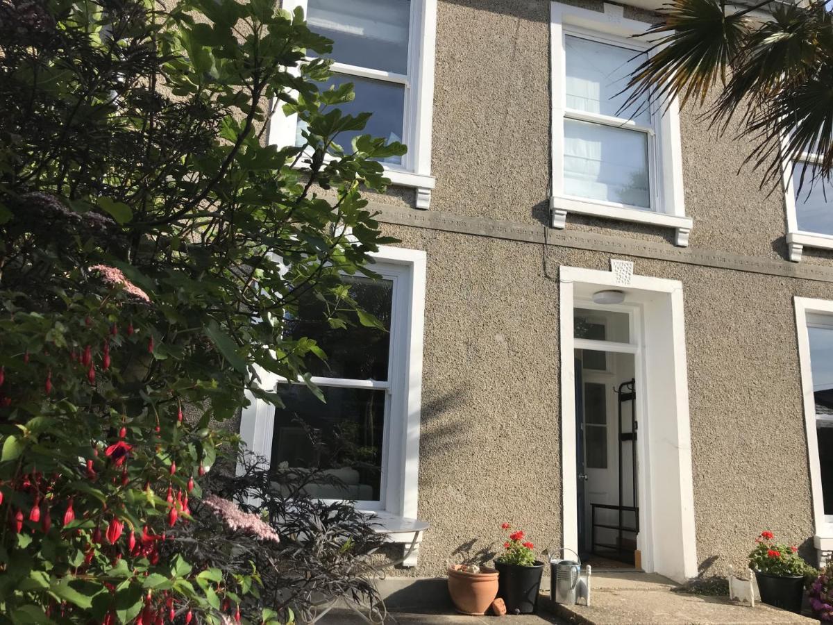 הוילה St Ives Porth House, With South Facing Courtyard Garden! מראה חיצוני תמונה